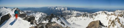 <p>Au sommet du mont Rotondo, panorama vers le sud ; vue sur le Monte d'Oro au centre.</p>