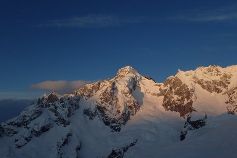 <p>Mont Dolent, depuis le refuge de l'A Neuve.</p>